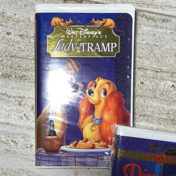 Set of 5 Disney VHS tapes.Pinocchio new in package - Picture 4 of 15